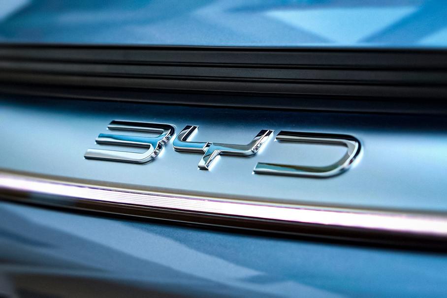 BYD призвал китайские марки объединиться и «разрушить старые легенды»