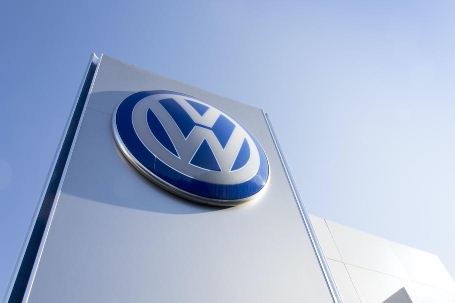 Российские дилеры вернули контроль над сервисными системами Volkswagen и BMW