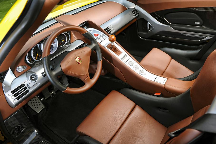 Porsche Carrera GT