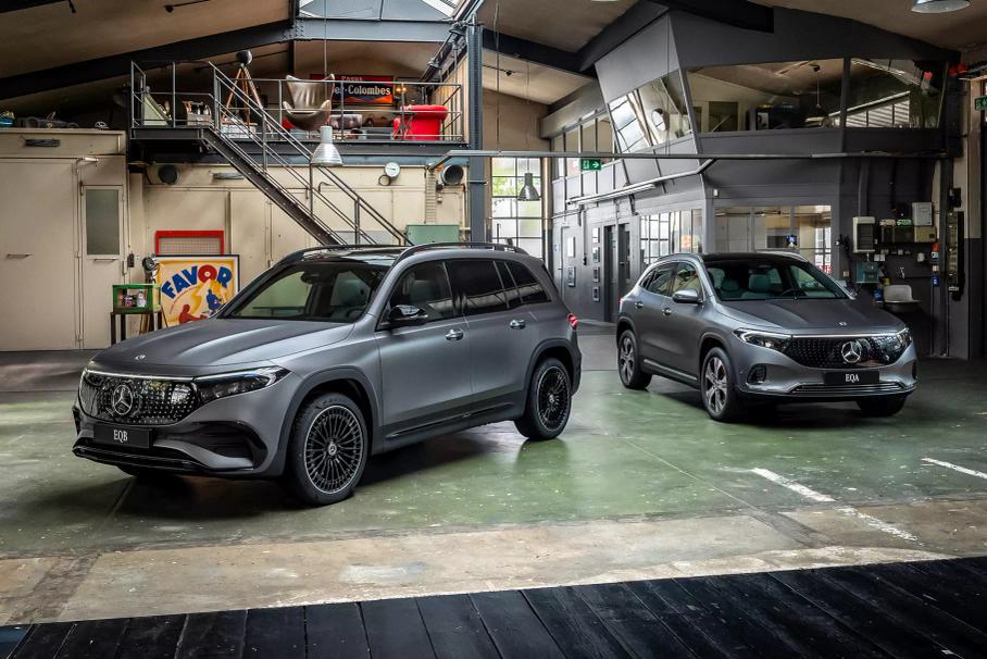 Удлинённый BMW X5, обновлённые Mercedes-Benz EQA и EQB, а также ещё один уникальный Rolls-Royce: главное за неделю