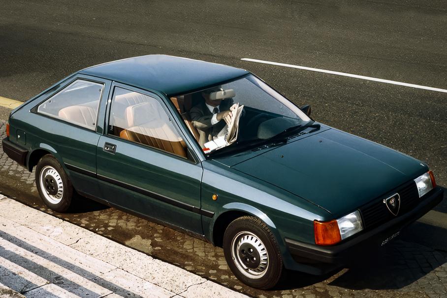Alfa Romeo Arna