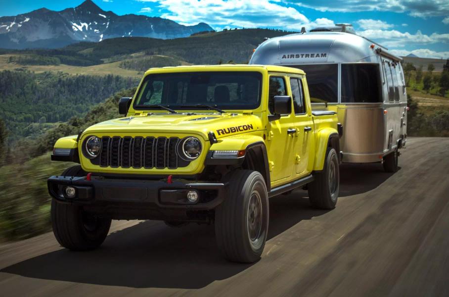 Седан Cadillac с гигантским 33-дюймовым экраном, Jeep без дизеля и рестайлинг самого популярного пикапа Ford: главное за неделю