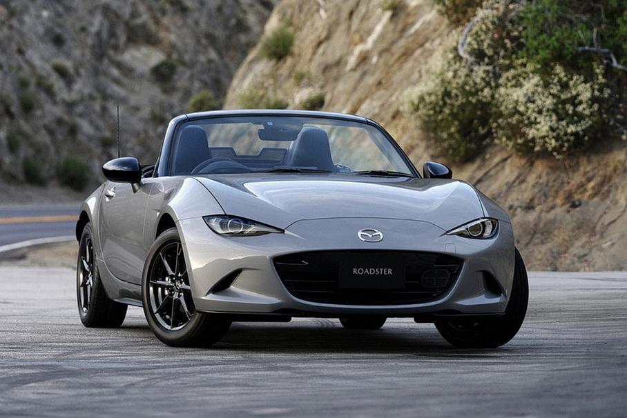 Mazda добавила современные опции родстеру MX-5