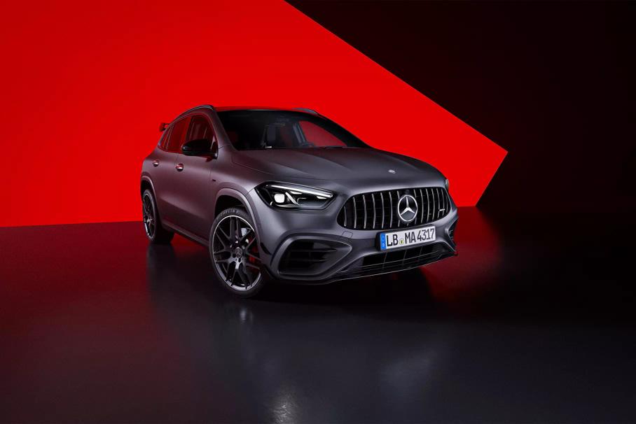 Новые кросс-купе BMW X2 и iX2, обновлённый Mercedes-AMG GLA 45 S и особый Rolls-Royce Ghost Ékleipsis: главное за неделю