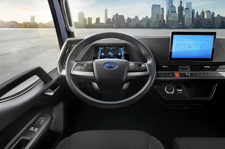 Китайский BYD показал 4,5-тонный грузовик с турбомотором 1.5