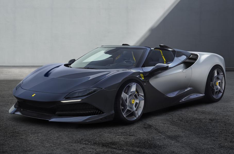 Ferrari показала эксклюзивный суперкар на базе F8 Spider