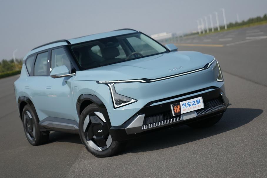 Новый кроссовер Kia EV5 по цене Sportage: все характеристики