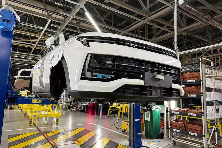 Российские автозаводы опять получат отсрочку на оплату утильсбора