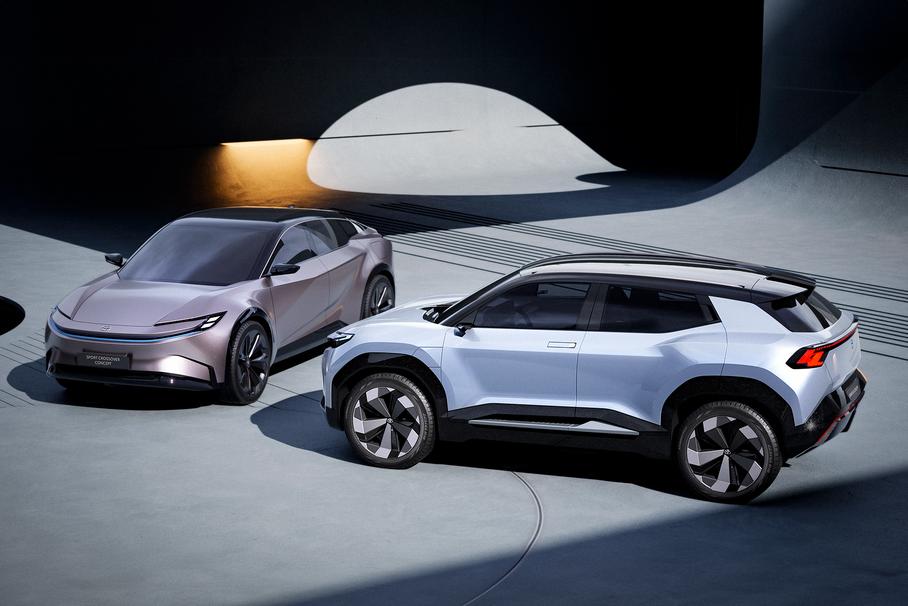 Toyota Sport Crossover Concept и Toyota Urban SUV Concept