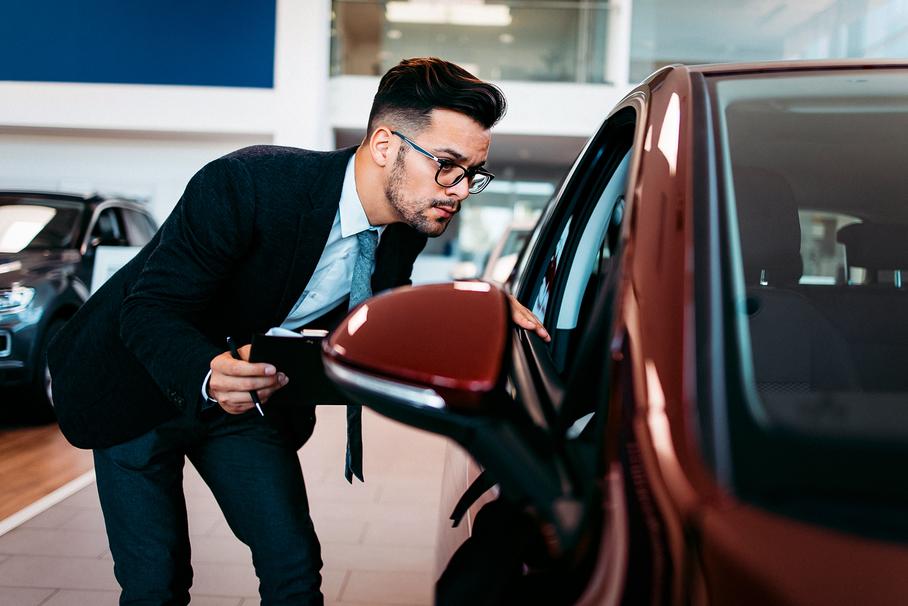 Раскрыты объемы продаж новых автомобилей в России