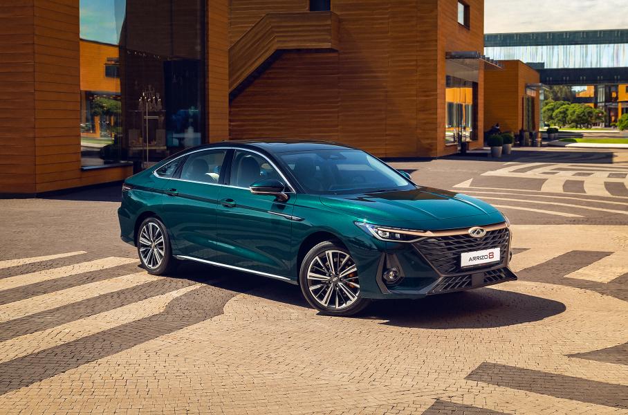 Chery Arizzo 8