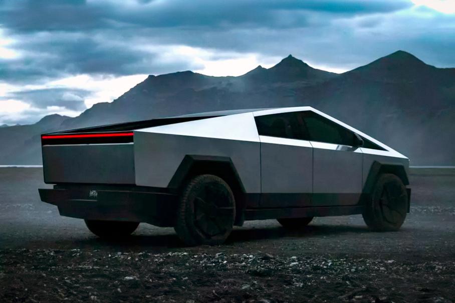 Заказавшим Tesla Cybertruck придется доплатить еще 1000 долларов за бронь