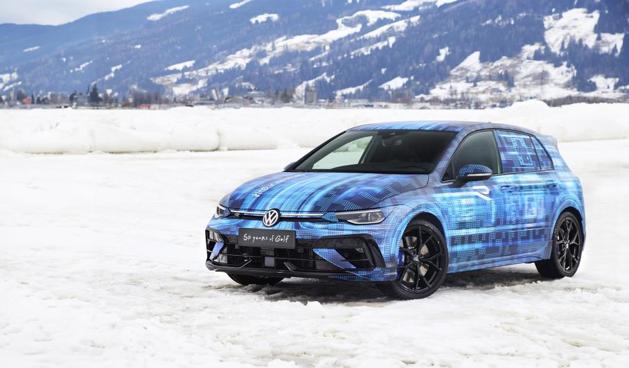 Volkswagen показал обновлённый хэтчбек Golf R