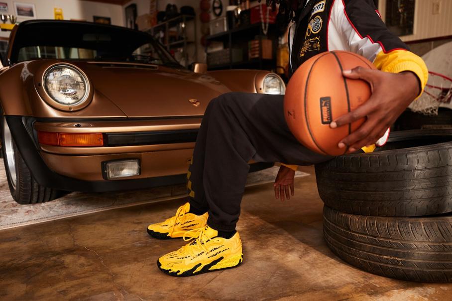 Puma посвятила особые кроссовки культовому спорткару Porsche 911 Turbo
