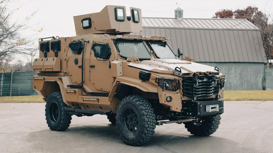 Пикап Ford превратили в броневик для дорог общего пользования
