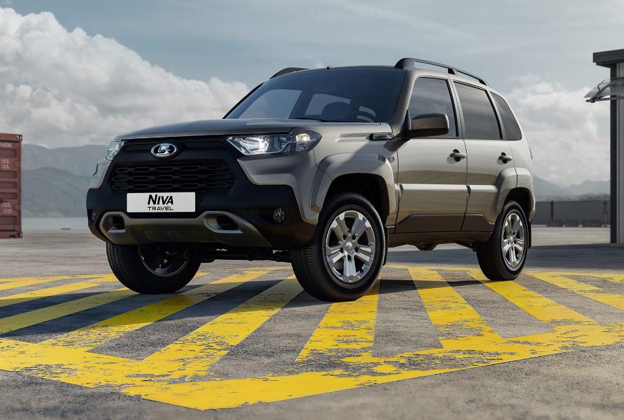 Lada Niva Travel