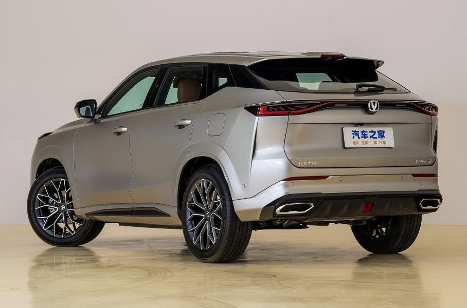 Changan начал продажи кроссовера Uni-Z: «живые» фото и цены