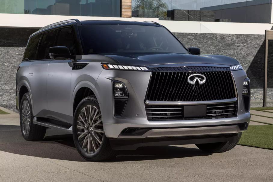 Infiniti QX80 нового поколения, электрокроссовер BMW Vision Neue Klasse X и четырехцилиндровый Mercedes-AMG GT: главное за неделю