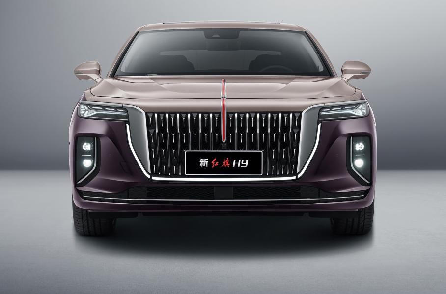 Флагманский седан Hongqi получит полный привод
