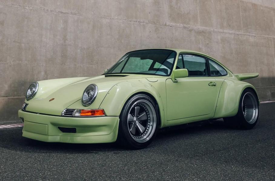 Porsche 911 с широченным кузовом выставили на продажу в США