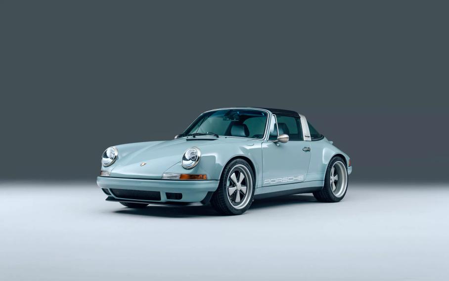 Классический Porsche 911 Targa превратили в карбоновый рестомод