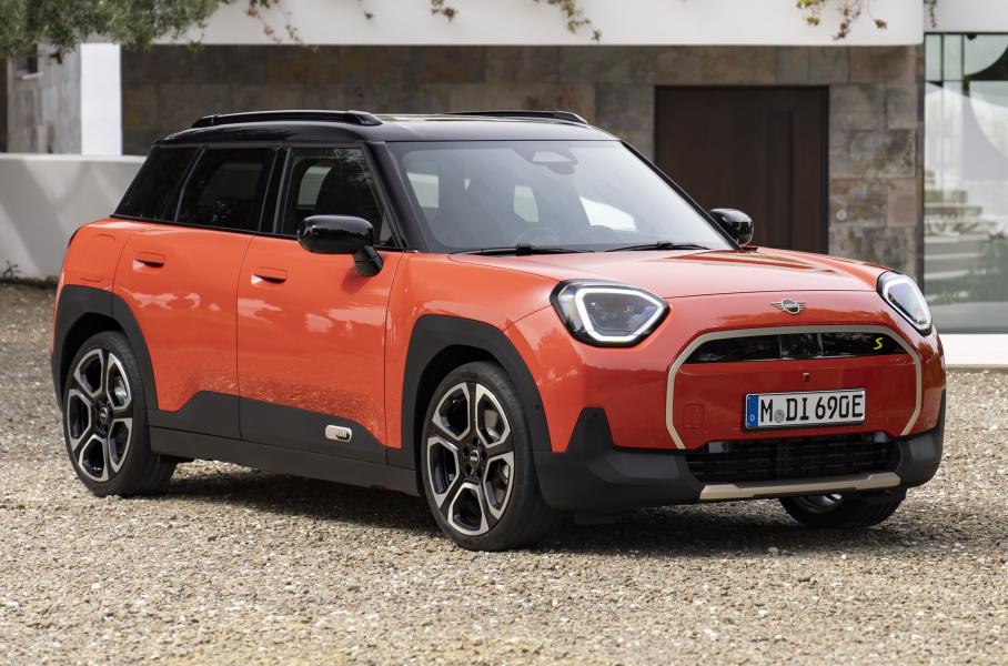 Дебютировал субкомпакт MINI Aceman