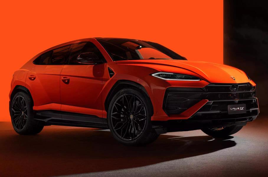 Электрический Mercedes-Benz G-Class, обновлённый Genesis GV70 и гибридный Lamborghini Urus: главное за неделю
