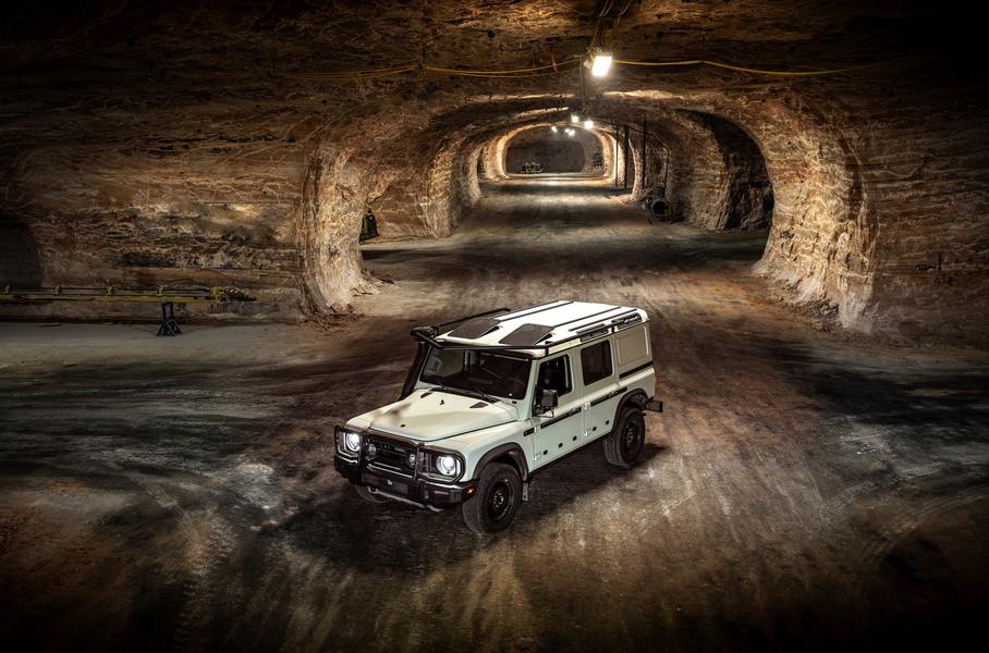 Внедорожник Ineos Grenadier отправили на тесты в соляную шахту