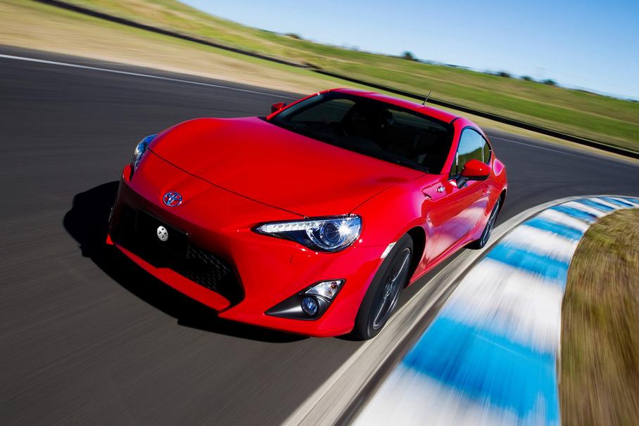 Toyota к лету улучшит купе GT86