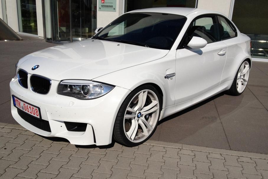 BMW 1-й серии с мотором V10 BMW S85