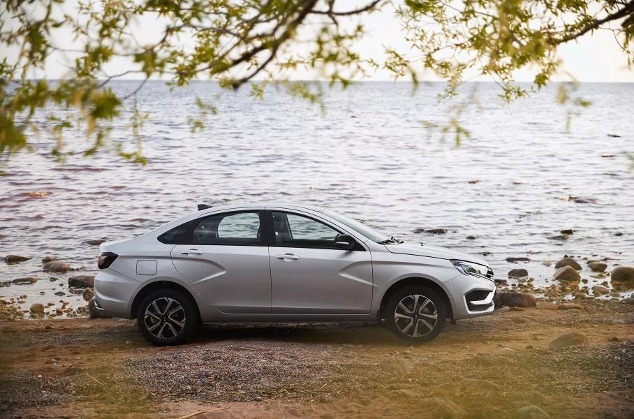 Продажи Lada в ОАЭ хотят запустить до конца года