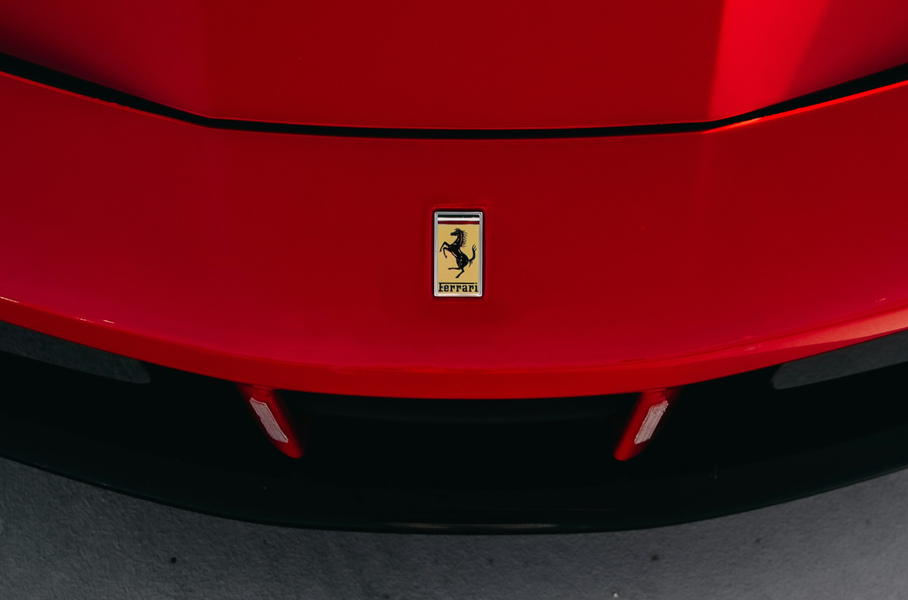 Раскрыта стоимость первого электрокара Ferrari