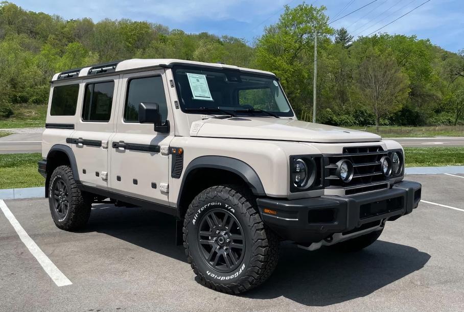 В России появился в продаже «преемник» Land Rover Defender с мотором BMW