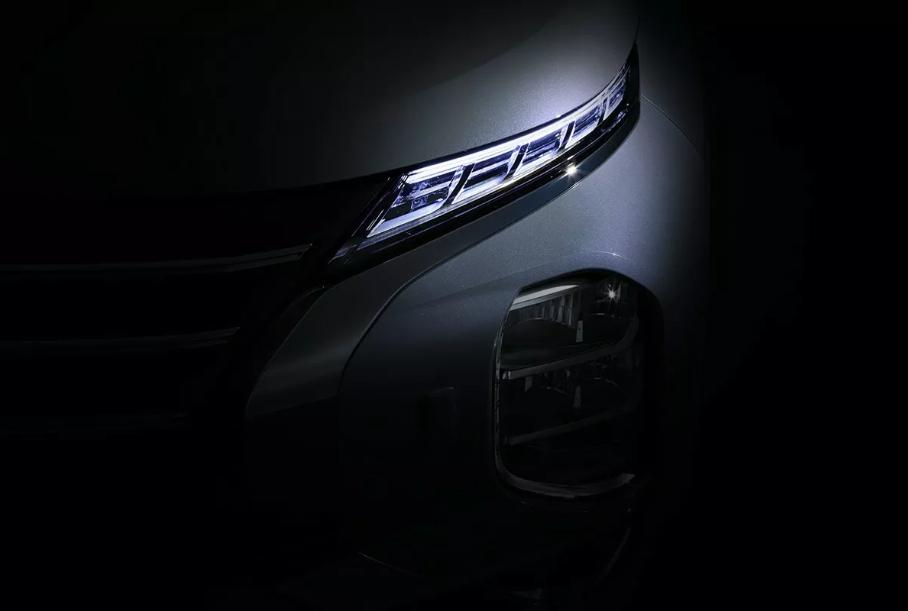 Mitsubishi скоро обновит Outlander: первые изображения