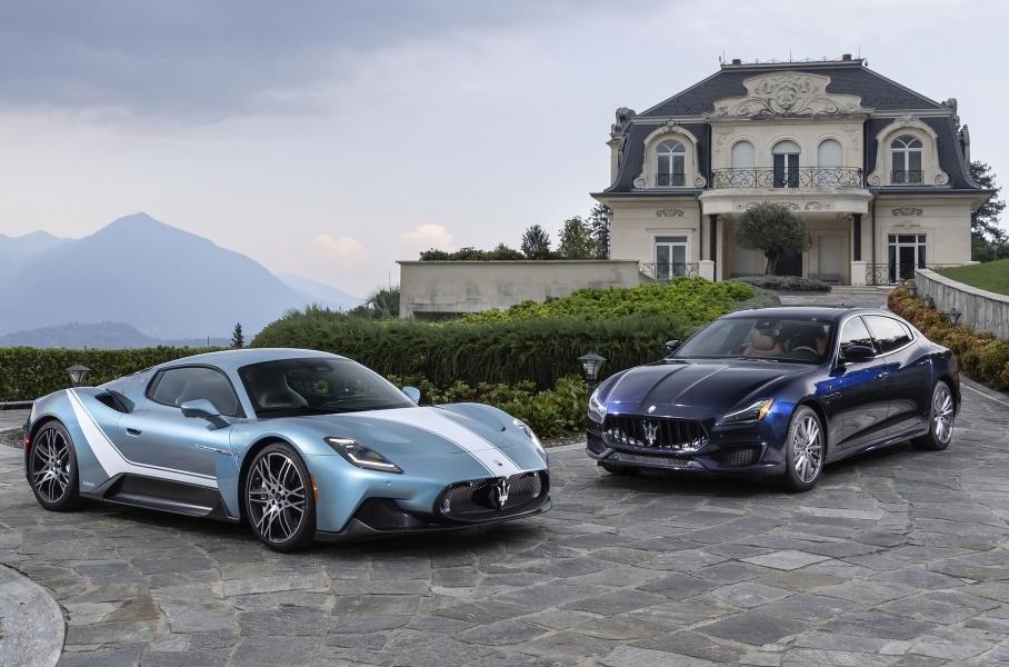 Представлены штучные Maserati Quattroporte Grand Finale и MC20 Iris