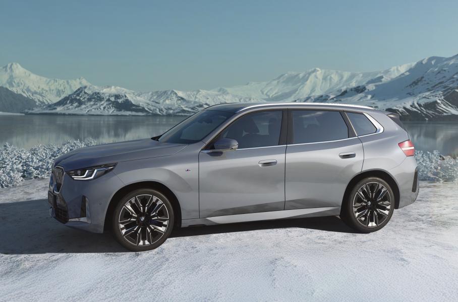 BMW удлинила новый X3 для Китая