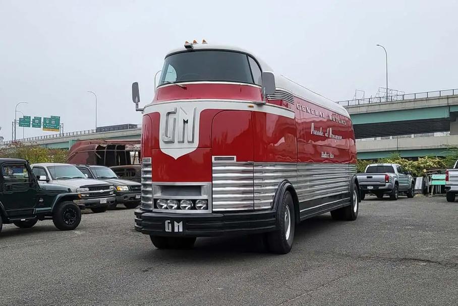 Редчайший 85-летний фургон General Motors пустят с молотка за миллион долларов