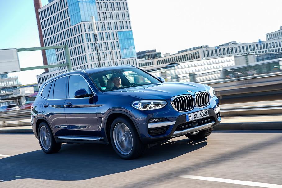 Компания BMW отзывает более 700 тысяч автомобилей из-за угрозы пожара