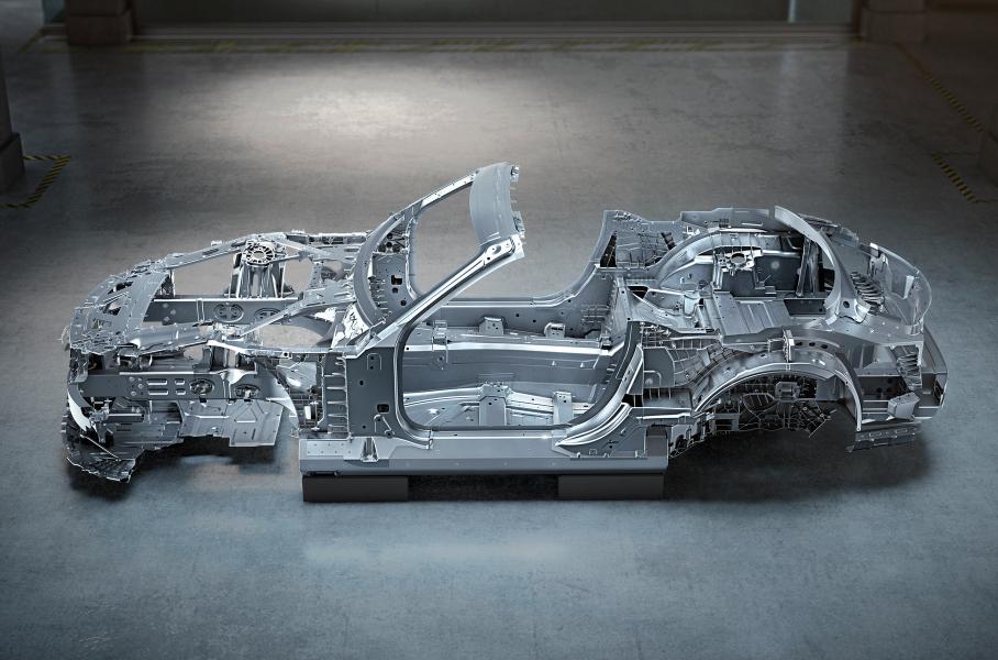 Посмотрите на структуру кузова нового родстера Mercedes-AMG SL
