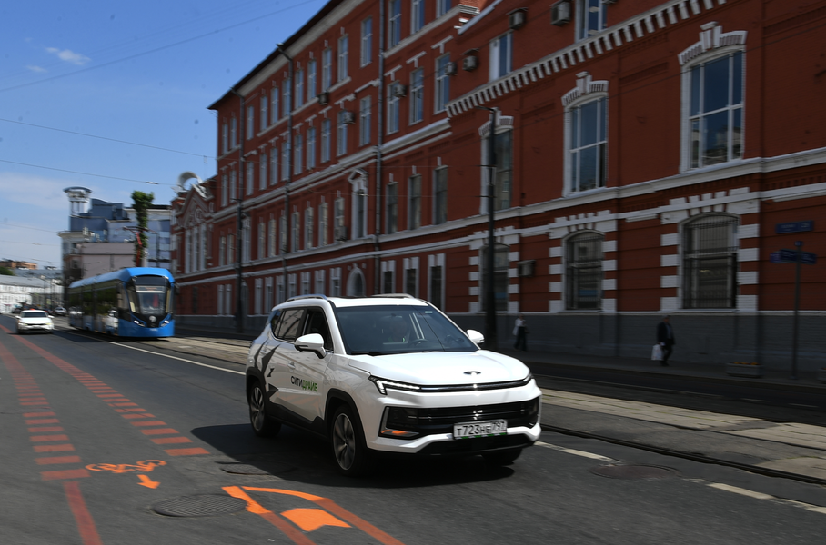 Почти половина московских водителей пользуются каршерингом