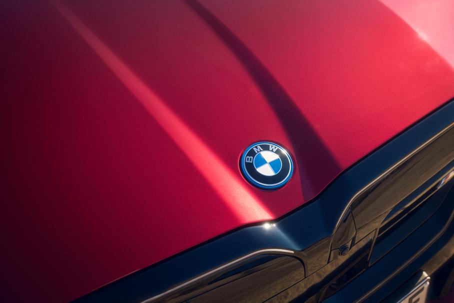 BMW ухудшила прогноз на 2024 год, и на то есть две причины