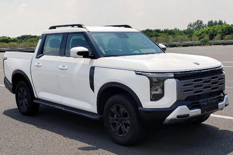 Китайцы раскрыли внешность и габариты флагмана Dongfeng-Nissan