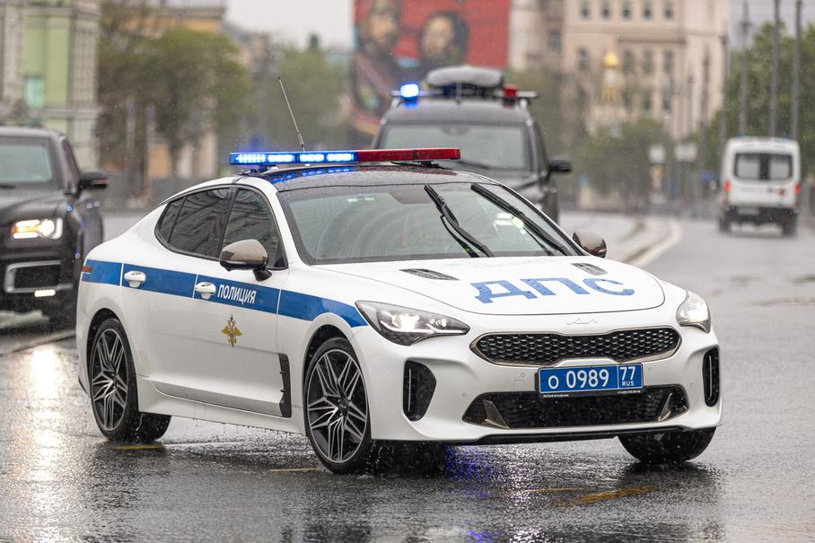 В Москве полиция закупила Kia Stinger для сопровождения кортежей