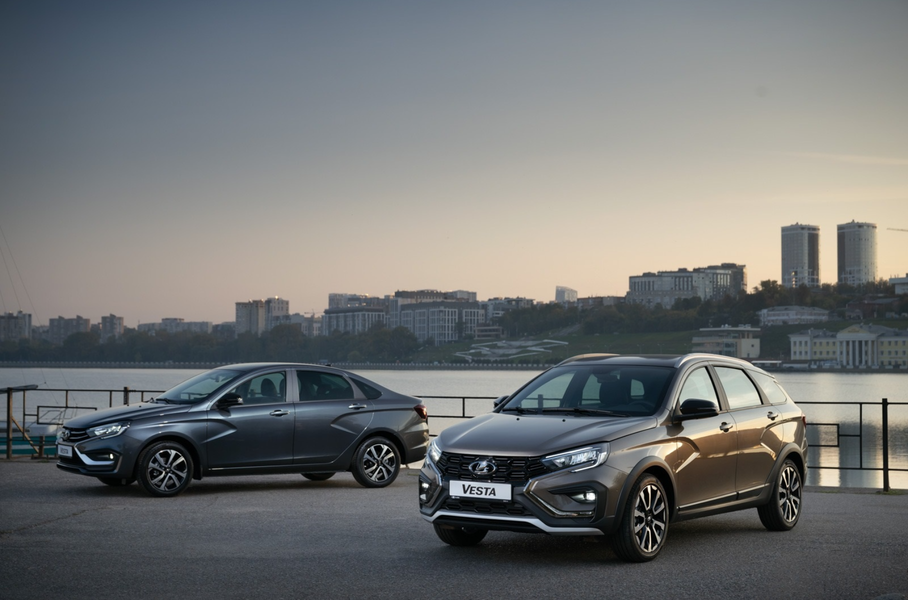 Lada Vesta с ESC и новыми опциями вышла на рынок. Сколько они стоят