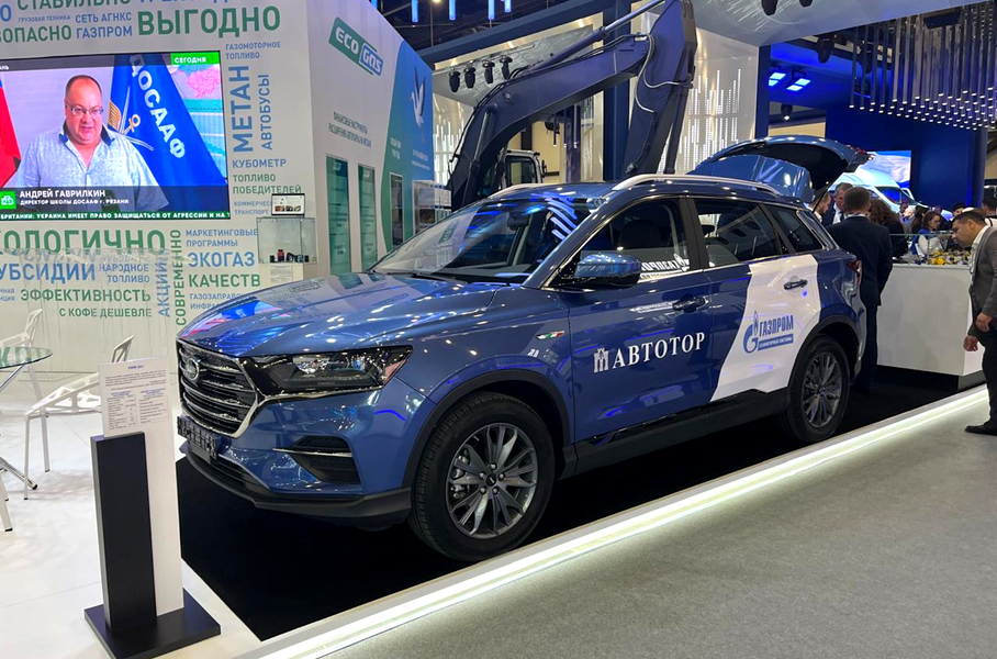 Российский «Автотор» представил битопливный кроссовер SWM