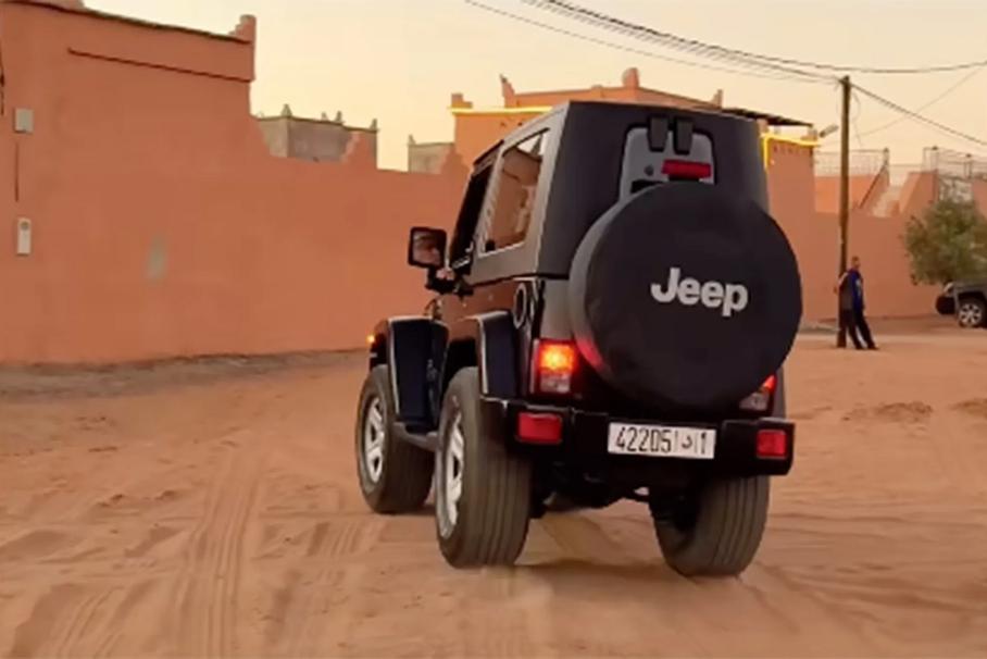 Посмотрите на самый узкий в мире Jeep Wrangler. Он шириной с мотоцикл