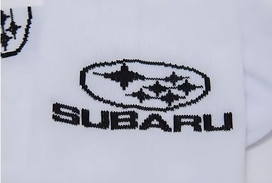 Subaru неожиданно запустила в России продажи мерча локального производства