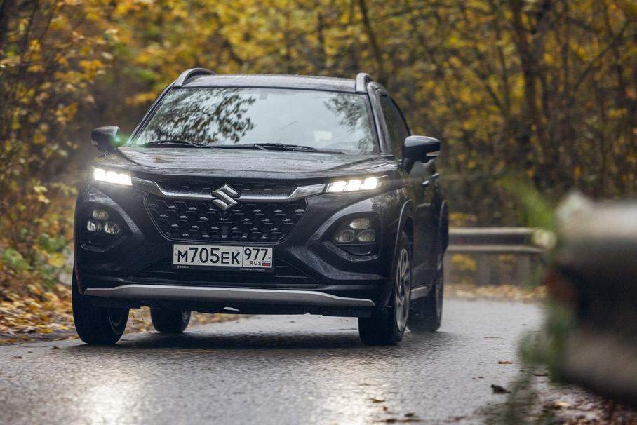 Suzuki Fronx — Lotus в мире кроссоверов