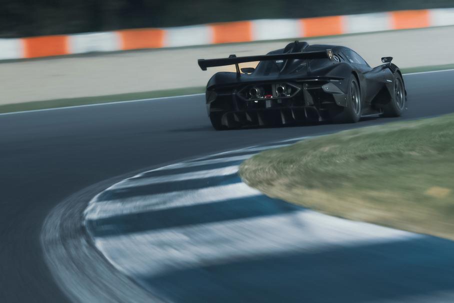Rossa LM GT: самое главное из первых рук