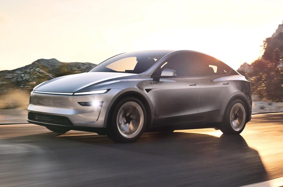 В России уже можно заказать обновленную Tesla Model Y